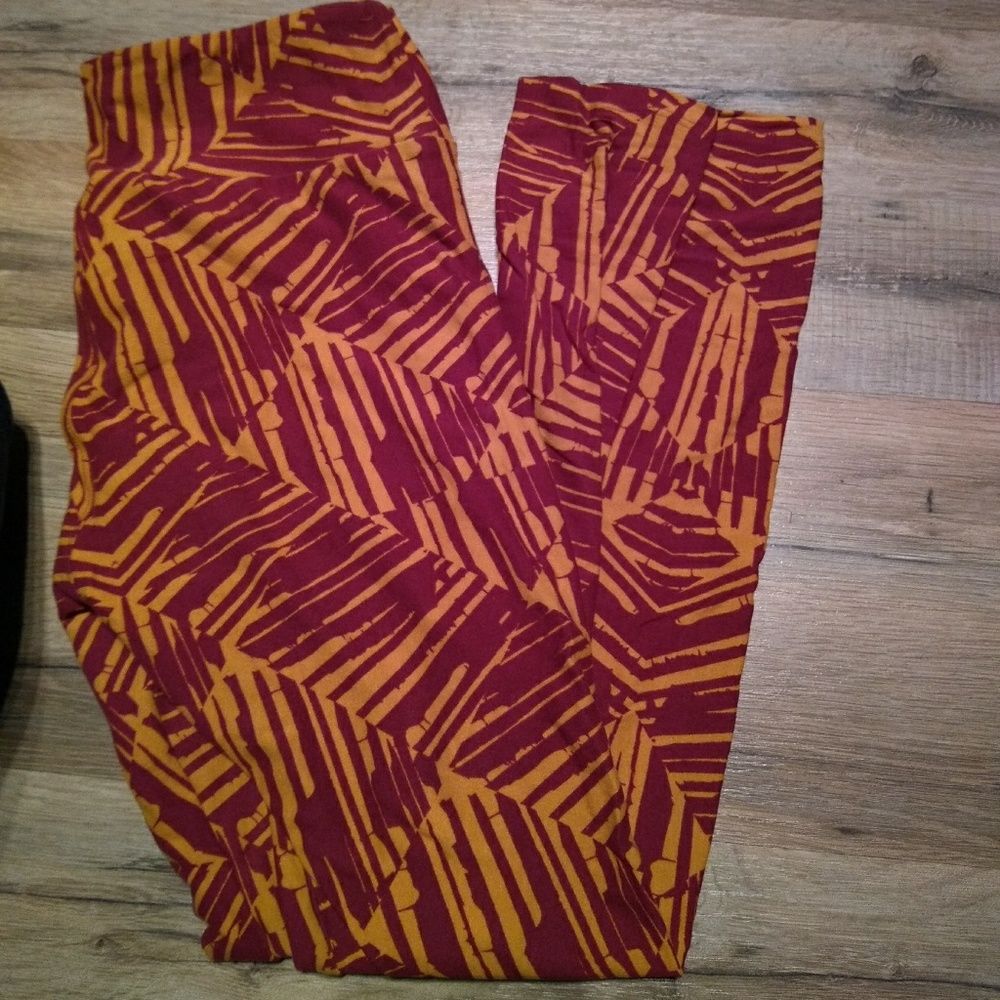 OS EUC Lularoe leggings